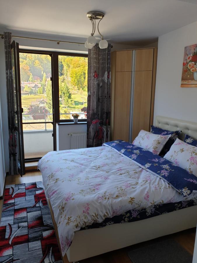Апартаменты Sophie Apartament Синая Экстерьер фото